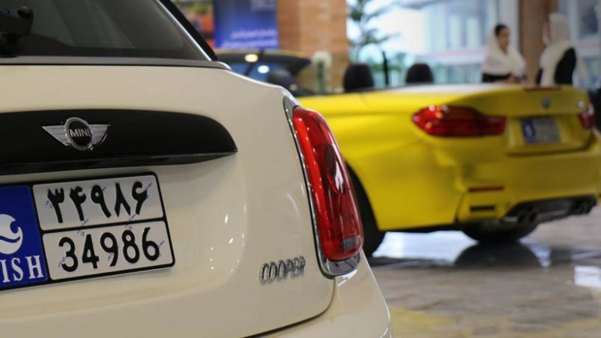 قیمت اجاره «لامبورگینی» برای یک شبانهروز ۳۰ میلیون تومان! قیمت اجاره «لامبورگینی» برای یک شبانهروز ۳۰ میلیون تومان!