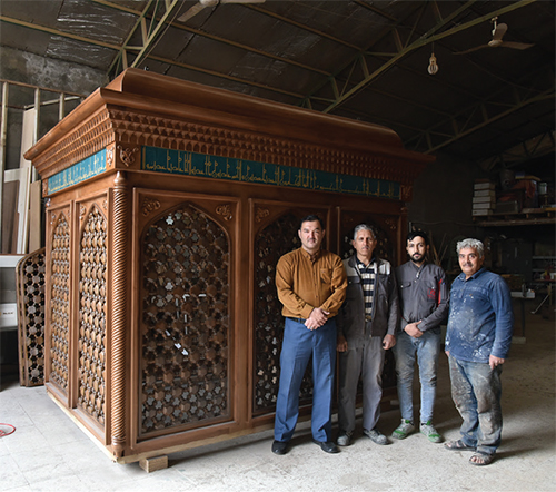 ضریح؛ پلی از مشهد الرضا (ع) تا سرپل ذهاب