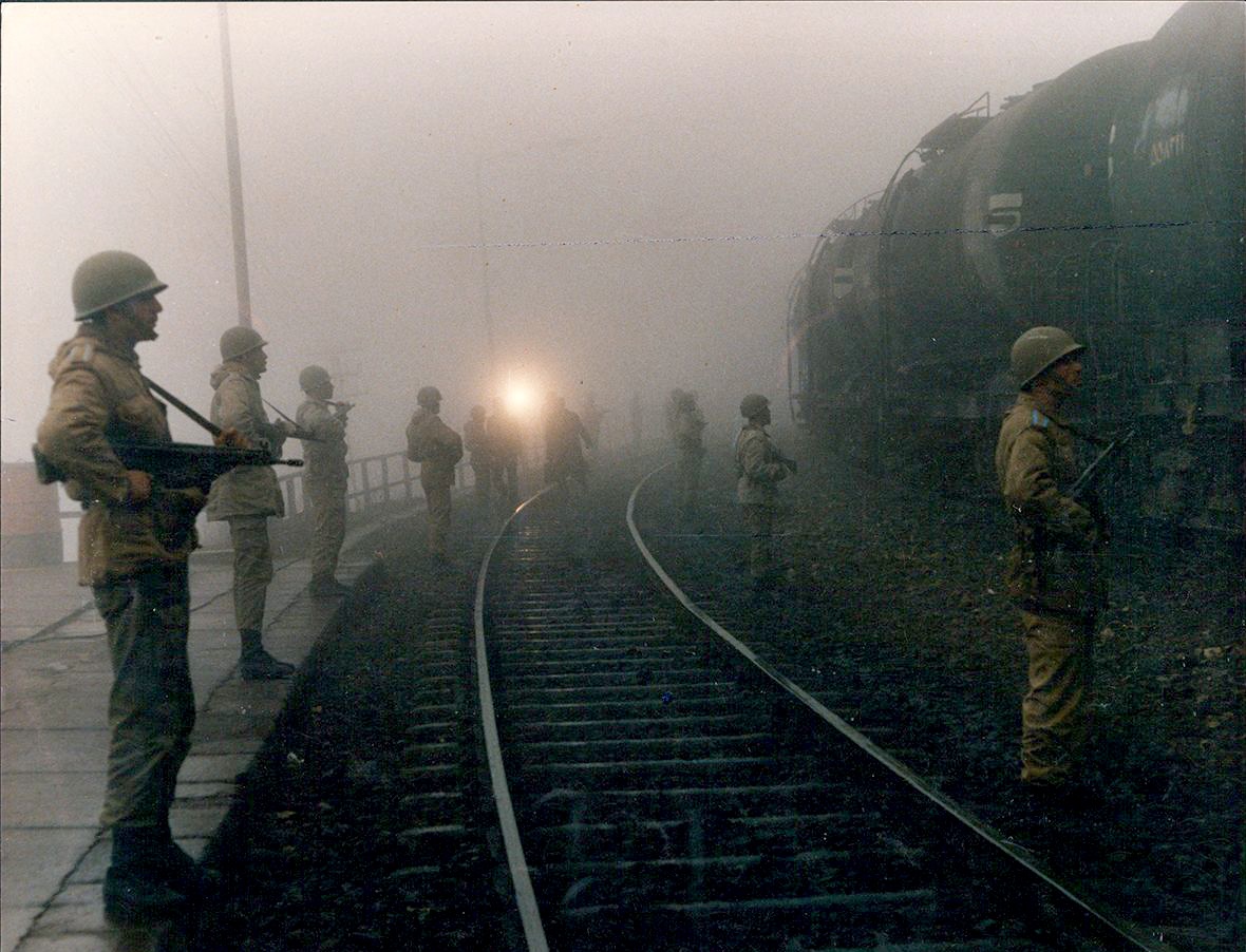 نگاهی به فیلمهای سینمایی امیر قویدل و تأثیر آثار او بر جامعه و سینمای ایران نگاهی به فیلمهای سینمایی امیر قویدل و تأثیر آثار او بر جامعه و سینمای ایران