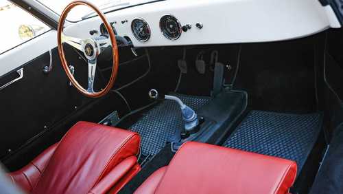 بازگشت پورشه ۶۰ ساله با قیمت ۶۰۰ هزار دلار + عکس بازگشت پورشه ۶۰ ساله با قیمت ۶۰۰ هزار دلار + عکس