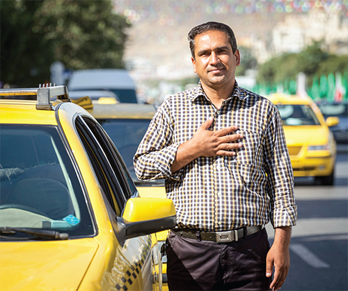 خادمیِ امام رضا (ع) افتخار مردم شهر