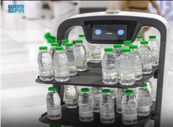 تجهیز مسجدالحرام به ربات های راهنما + عکس تجهیز مسجدالحرام به ربات های راهنما + عکس