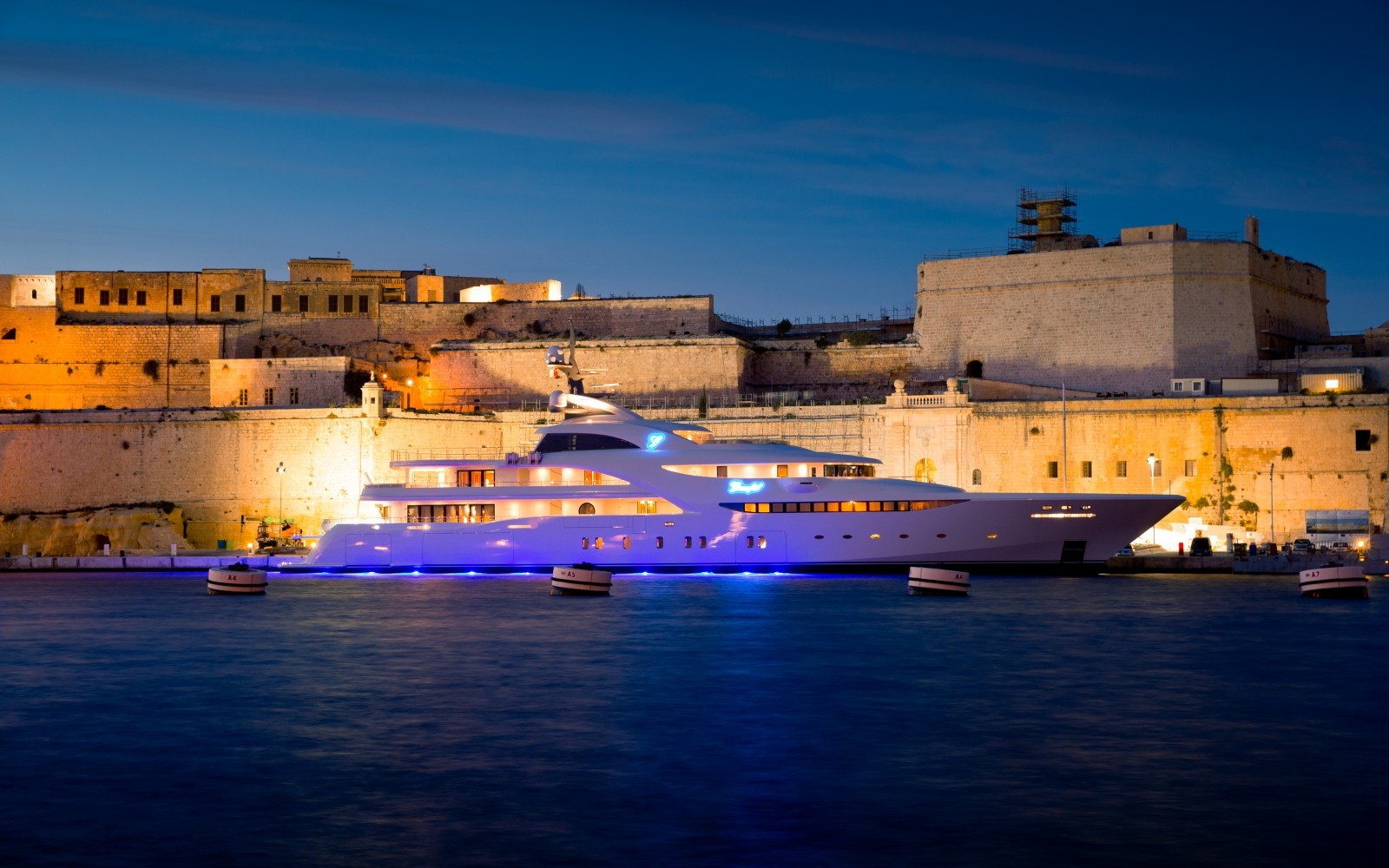 کشتی های تفریحی لوکس پوتین را بشناسید + عکس کشتی های تفریحی لوکس پوتین را بشناسید + عکس