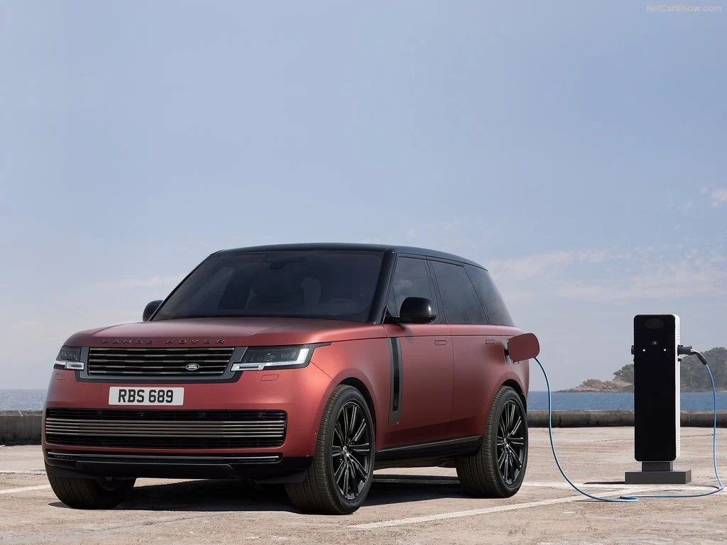 معرفی خودرو رنجروور مدل ۲۰۲۲ + تصاویر