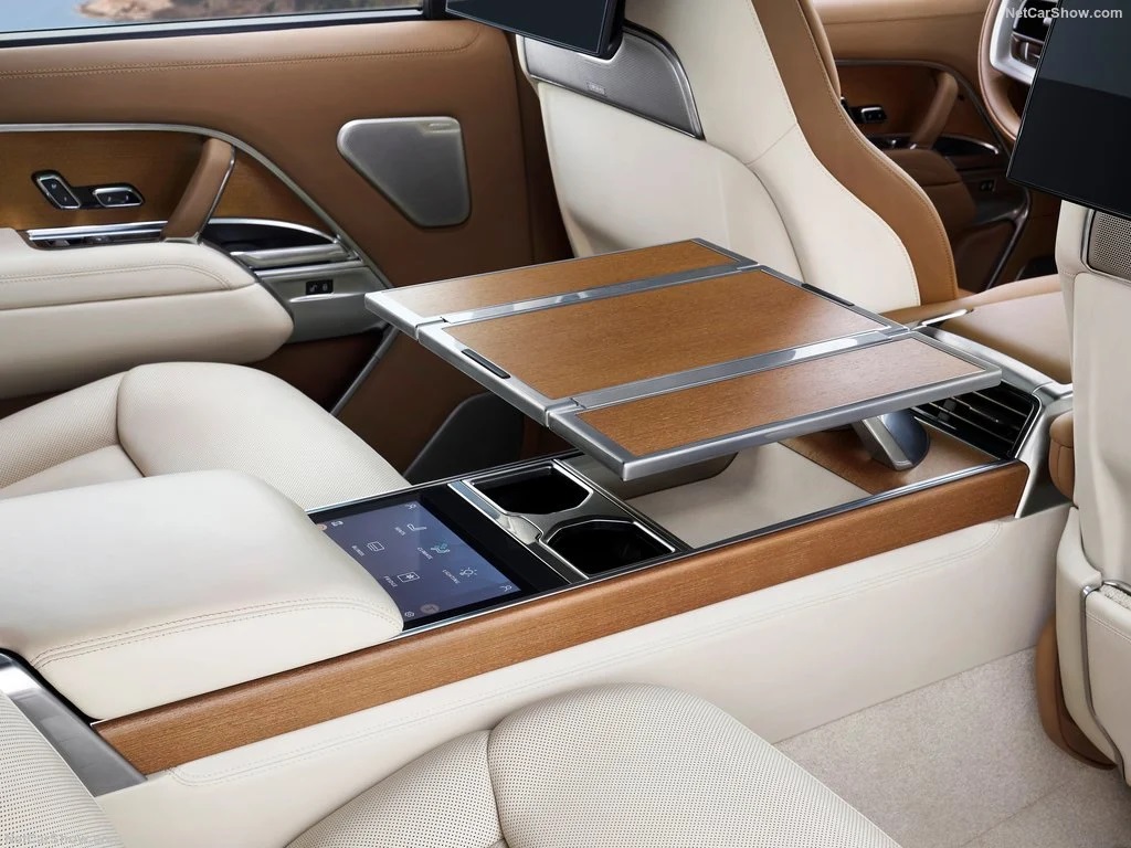 معرفی خودرو رنجروور مدل ۲۰۲۲ + تصاویر