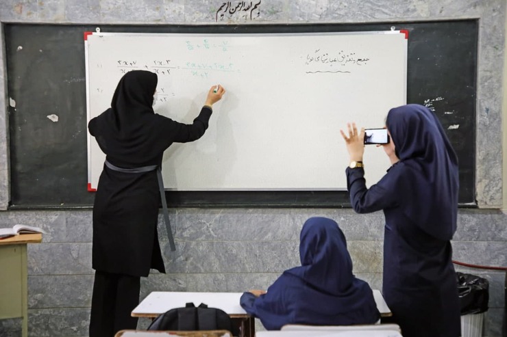 نیرو‌های حق التدریس همچنان بلاتکلیف در نظام آموزشی