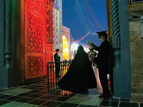 روایت تاریخی از درهای حرم مطهر رضوی | در آستان خورشید روایت تاریخی از درهای حرم مطهر رضوی | در آستان خورشید