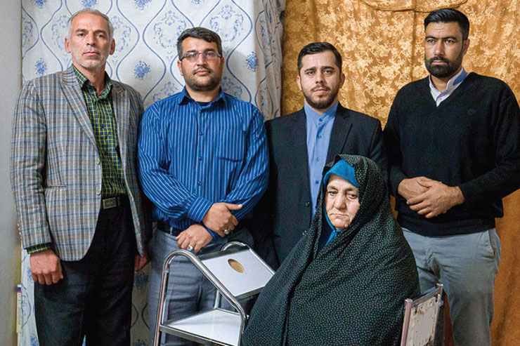 یکی شهید شد و دیگری جانباز یکی شهید شد و دیگری جانباز