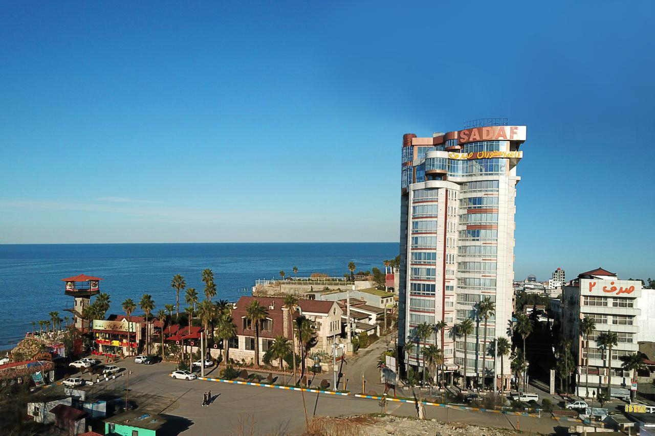 آتشسوزی در هتل صدف محمودآباد + فیلم و جزئیات آتشسوزی در هتل صدف محمودآباد + فیلم و جزئیات