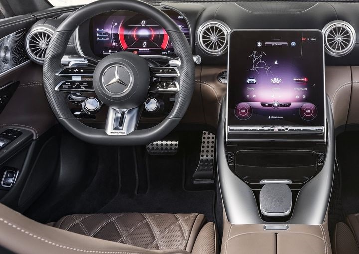 با تاریخچه مرسدس بنز SL آشنا شوید + تصاویر با تاریخچه مرسدس بنز SL آشنا شوید + تصاویر