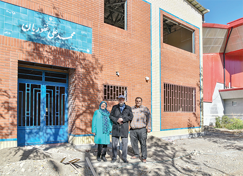 شاگرد شایسته دکتر قریب شاگرد شایسته دکتر قریب