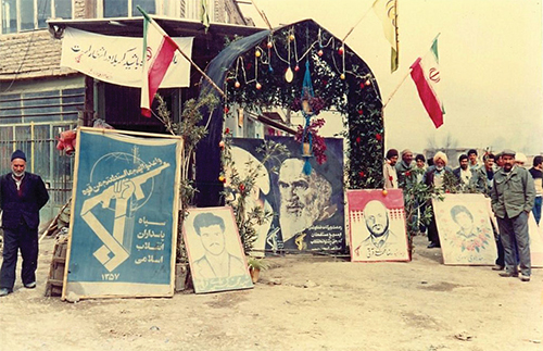 بچههای غیرتمند «جلسه قرآن ده بالا» بچههای غیرتمند «جلسه قرآن ده بالا»