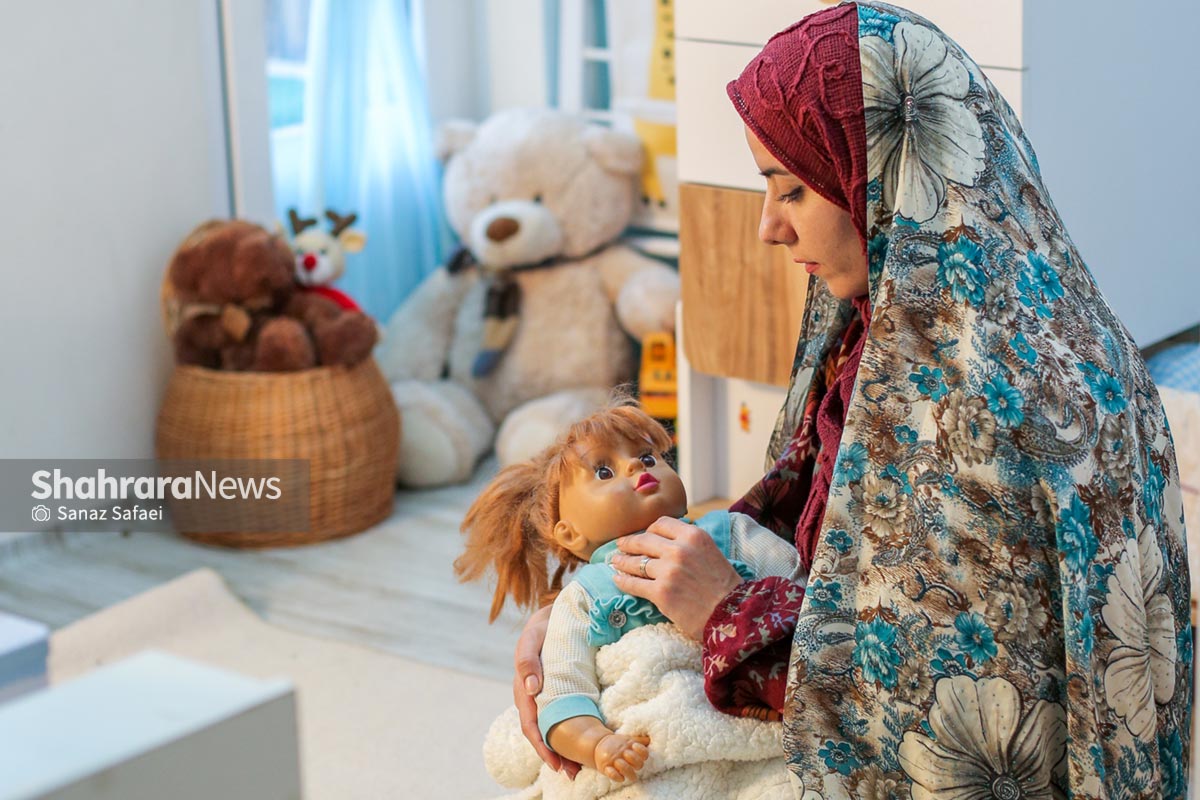 روایتی از بانوانی که در آرزوی مادر شدن با هزینههای گزاف درمان دست و پنجه نرم میکنند روایتی از بانوانی که در آرزوی مادر شدن با هزینههای گزاف درمان دست و پنجه نرم میکنند