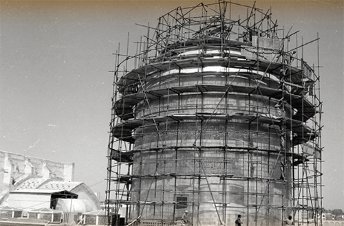 تاریخ خورشیدِ مطلای مشهد تاریخ خورشیدِ مطلای مشهد