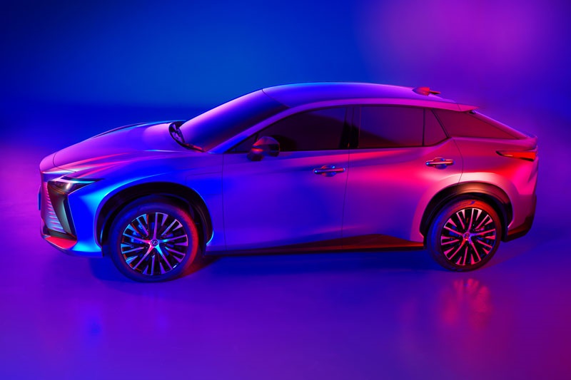 مشخصات شاسیبلند الکتریکی لکسوس RZ450e + تصاویر مشخصات شاسیبلند الکتریکی لکسوس RZ450e + تصاویر