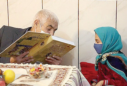 استقبال مشهدیها از چله با چهل چراغ استقبال مشهدیها از چله با چهل چراغ