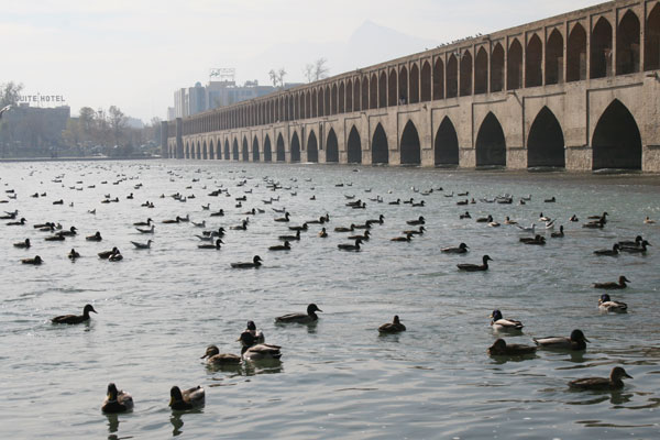 علت خشک شدن «زاینده رود» چیست؟