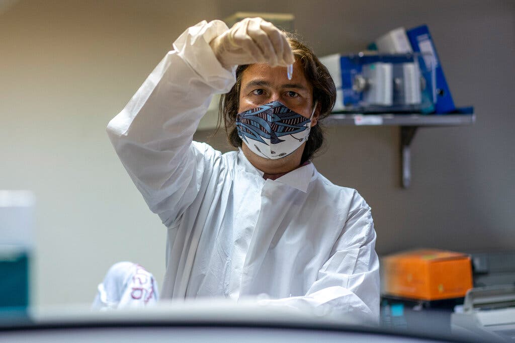 چرا نام گونه جدید کرونا «اومیکرون» است؟ | دلایل سازمان بهداشت جهانی و ویروسشناسان چرا نام گونه جدید کرونا «اومیکرون» است؟ | دلایل سازمان بهداشت جهانی و ویروسشناسان