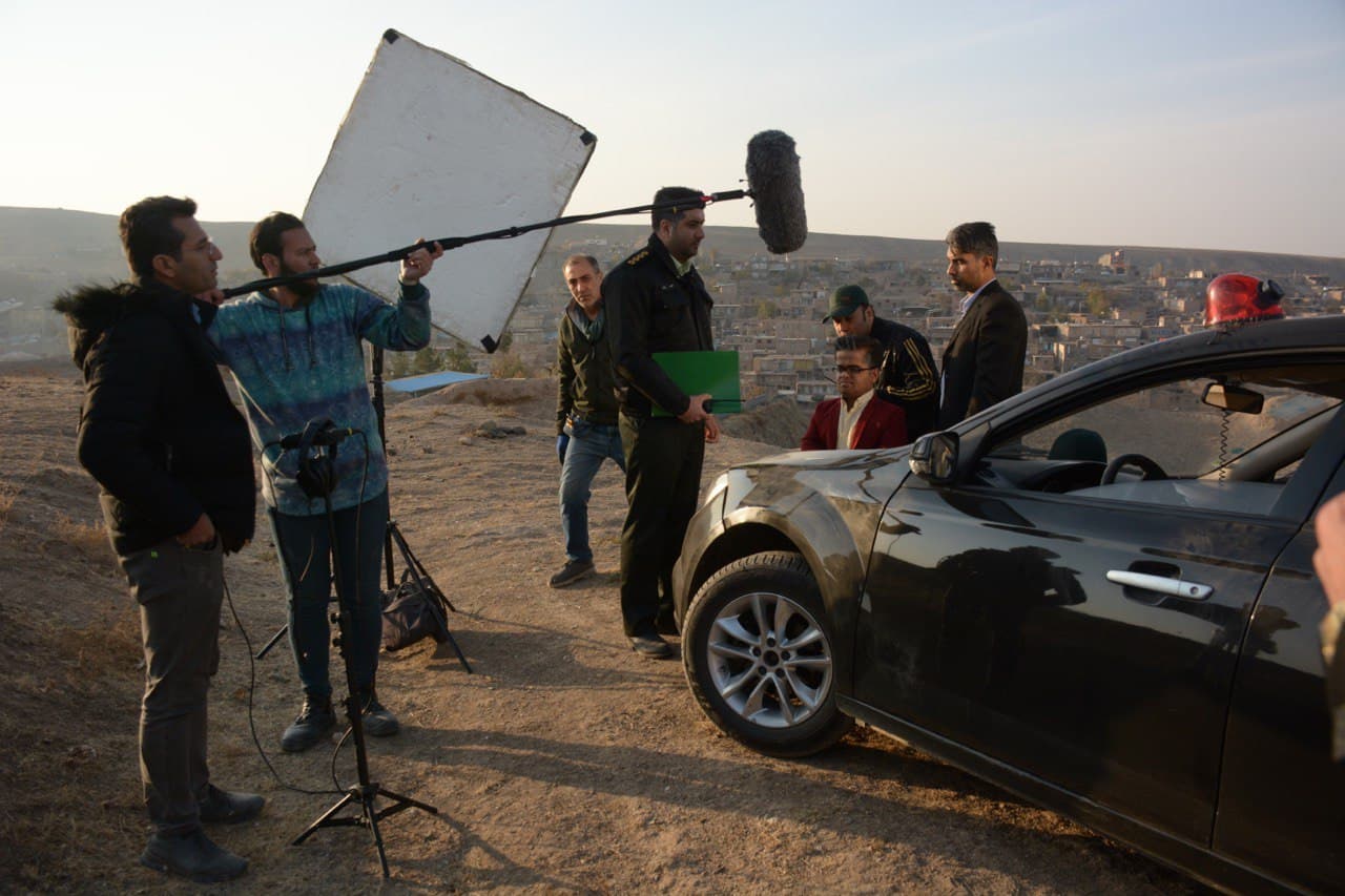 گپ و گفت با کارگردان فیلم «بلندتر از همه درختها» که این روزها در مشهد جلوی دوربین رفته است گپ و گفت با کارگردان فیلم «بلندتر از همه درختها» که این روزها در مشهد جلوی دوربین رفته است