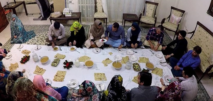رییس مرکز تحقیقات ویروس شناسی دانشگاه علوم پزشکی شهید بهشتی گفت: با توجه به اینکه تا حدود زیادی ویروس کرونا در سویه امیکرون فروکش کرده است، مردم باید در روز‌های تعطیل نوروزی و دورهمی‌ها هرگونه روبوسی و اجتماع بزرگ را ممنوع کنند.