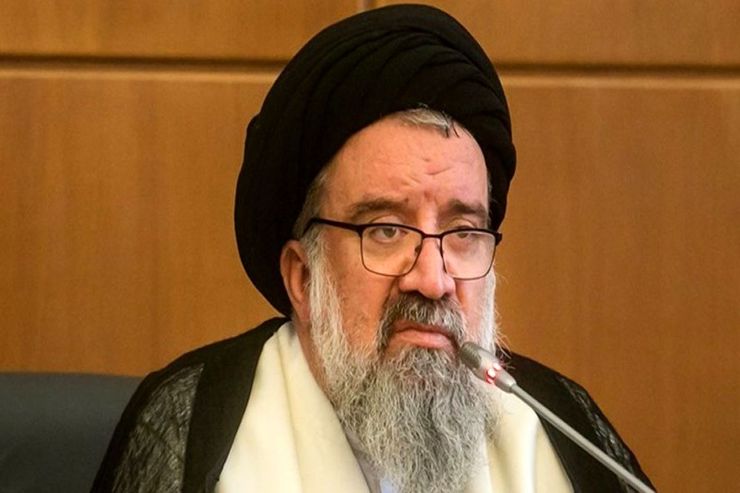 عضو هیئت رئیسه مجلس شورای خبرگان رهبری گفت: در مرز‌های شرقی کشور، امنیت همراه با اقتدار حاکم شده که این نشان از صلابت نیرو‌های مسلح ایران اسلامی دارد.