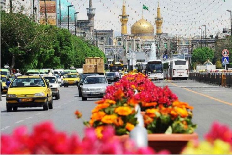 رییس اداره مسافر اداره کل راهداری و حمل و نقل جاده‌ای خراسان رضوی گفت: ورود مسافر از ۲۵ اسفند ۱۴۰۰ تاکنون در مقایسه با مدت مشابه پارسال ۴۵ درصد افزایش داشته است.