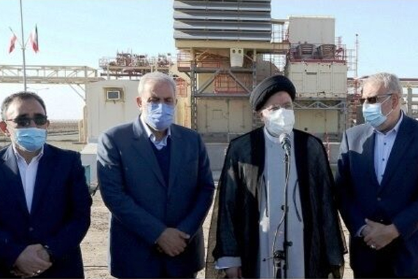 بازدید رئیس‌جمهور از شهرستان مرزی سرخس | آغاز عملیات اجرایی ذخیره‌سازی گاز در سرخس با حضور رئیس جمهور
