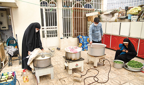 برکت مهرورزی در خانه شهید برکت مهرورزی در خانه شهید