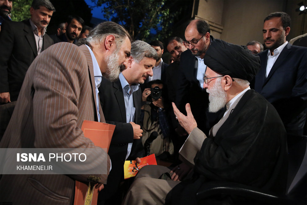 دُرِّ دری در نگاه رهبری | روایت&zwnj; شاعران افغانستانی از  دیدار با آیت&zwnj;الله خامنه&zwnj;ای