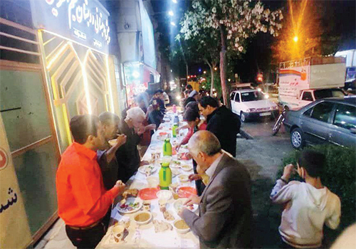 سفرههای پربرکت زیر آسمان شهر سفرههای پربرکت زیر آسمان شهر