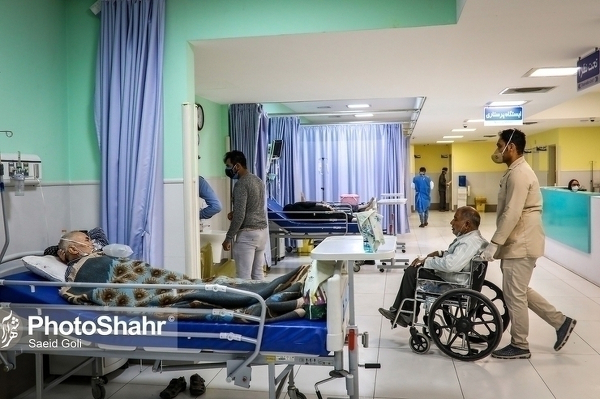 سخنگوی ستاد ملی کرونا، با توجه به احتمال افزایش موارد بیماری کرونا در هفته‌های آینده در کشورمان، از آمادگی مراکز درمانی و تیم‌های واکنش سریع برای شرایط احتمالی خبر داد.