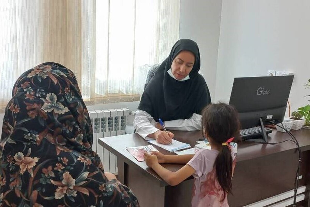 سه سالی است که برنامه‌های جهادی بیمارستان فوق تخصصی رضوی با هدف ارتقاء سلامت جامعه در مناطق محروم حاشیه شهر مشهد برگزار می‌شود و در ۹ ماهه نخست امسال، 1556 بیمار محروم توانستند از خدمات رایگان پزشکی این بیمارستان رضوی بهره‌مند شوند.