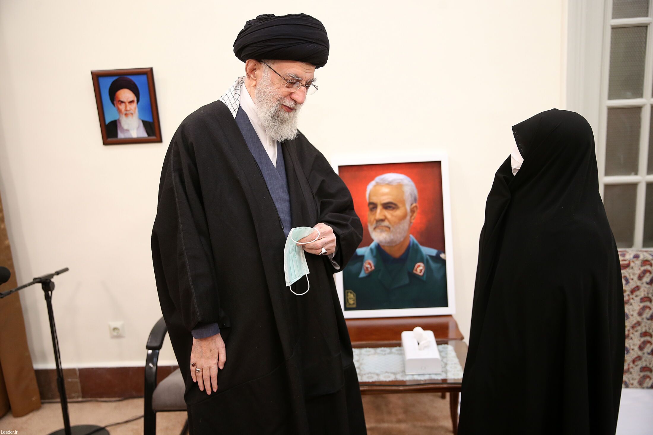 رهبر انقلاب: کار بزرگ شهید سلیمانی حفظ، رشد دادن، مجهز کردن و احیاء جبهه مقاومت بود| قدردانی از فعالیتهای سردار قاآنی+ عکس رهبر انقلاب: کار بزرگ شهید سلیمانی حفظ، رشد دادن، مجهز کردن و احیاء جبهه مقاومت بود| قدردانی از فعالیتهای سردار قاآنی+ عکس