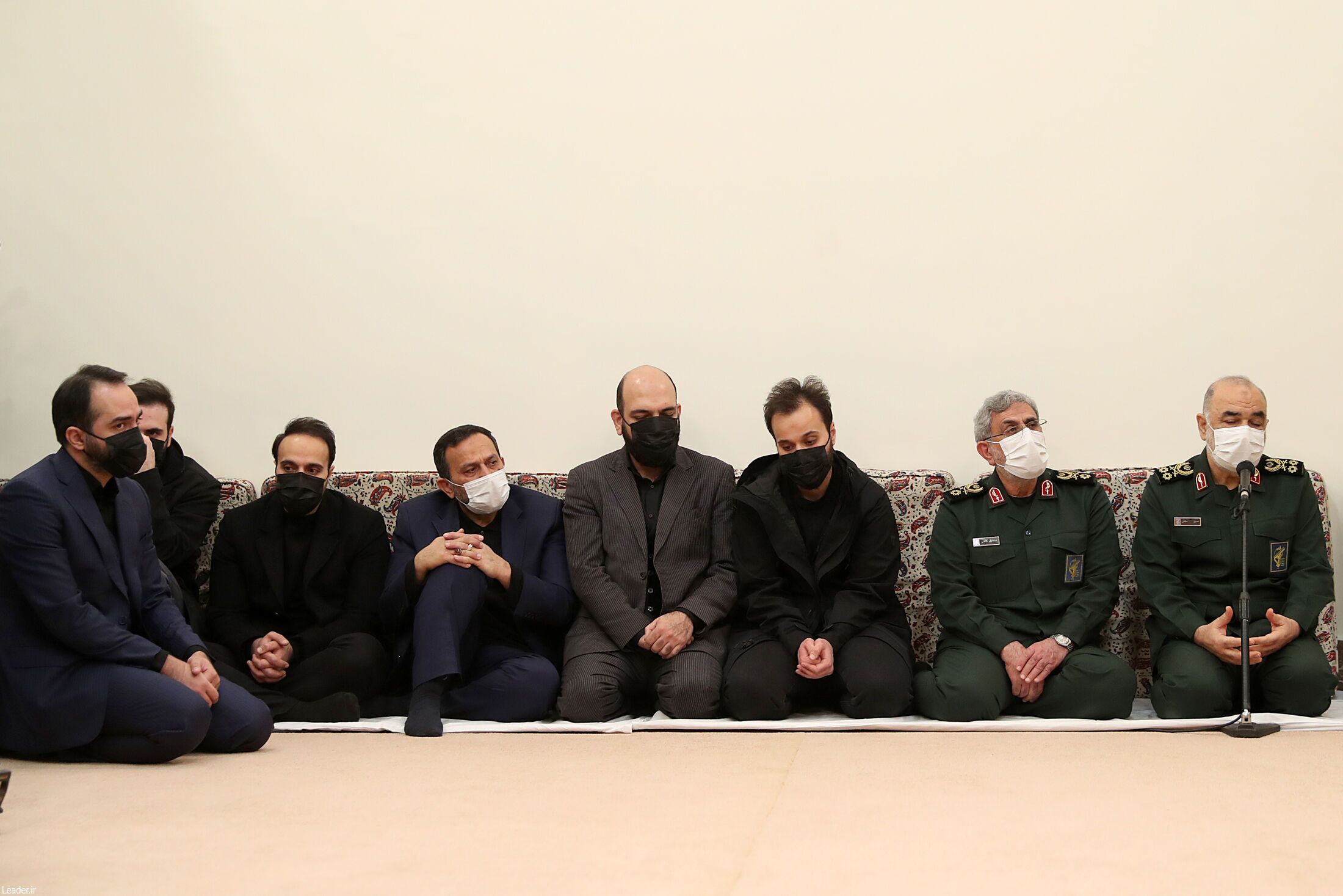 رهبر انقلاب: کار بزرگ شهید سلیمانی حفظ، رشد دادن، مجهز کردن و احیاء جبهه مقاومت بود| قدردانی از فعالیتهای سردار قاآنی+ عکس رهبر انقلاب: کار بزرگ شهید سلیمانی حفظ، رشد دادن، مجهز کردن و احیاء جبهه مقاومت بود| قدردانی از فعالیتهای سردار قاآنی+ عکس