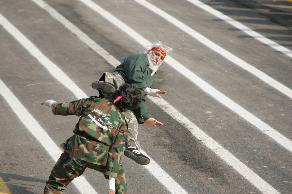 گروه رزم انتظاران حضرت مهدی(عج) که به تلویزیون آمدند، کیستند؟ گروه رزم انتظاران حضرت مهدی(عج) که به تلویزیون آمدند، کیستند؟