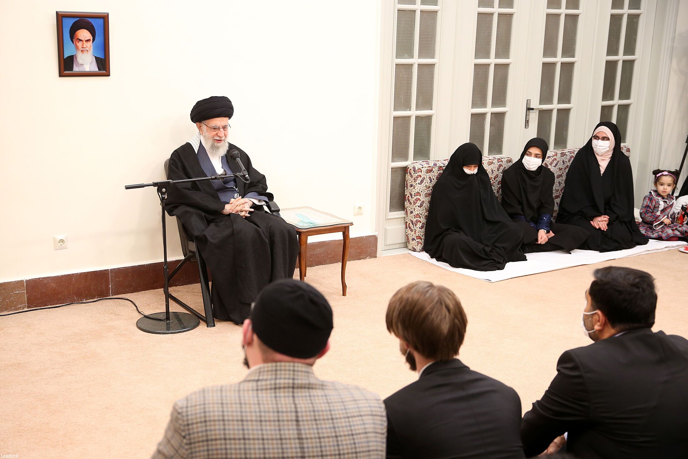 رهبر انقلاب: حرف نوی جمهوری اسلامی تشکیل حکومت با اثرگذاری توأمان مردم و اصول دینی است| مسئله پیشرفت علمی فراموش نشود
