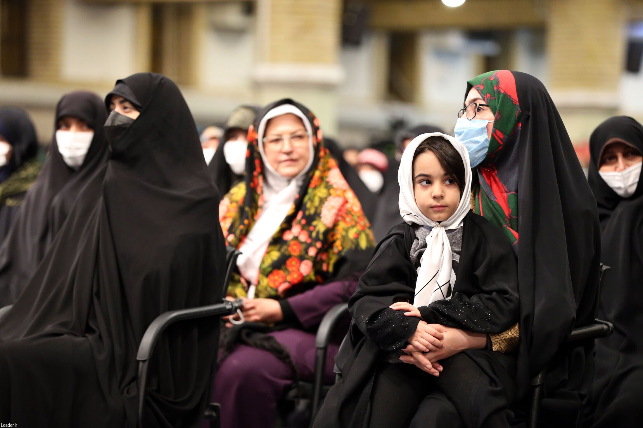 مواضع صریح رهبر انقلاب درباره مسئله حجاب| رهبر انقلاب: کسانی که حجاب ضعیف دارند را متهم به بیدینی نکنیم+ فیلم و عکس مواضع صریح رهبر انقلاب درباره مسئله حجاب| رهبر انقلاب: کسانی که حجاب ضعیف دارند را متهم به بیدینی نکنیم+ فیلم و عکس