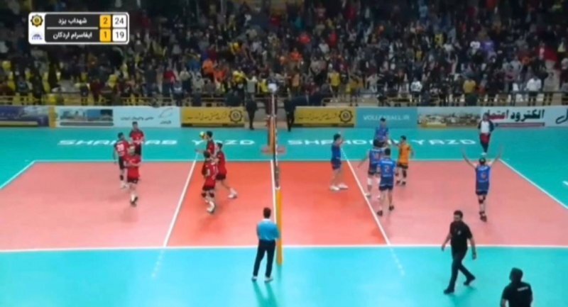 جنجال عجیب لیگ برتر والیبال در یزد + فیلم و تصاویر جنجال عجیب لیگ برتر والیبال در یزد + فیلم و تصاویر