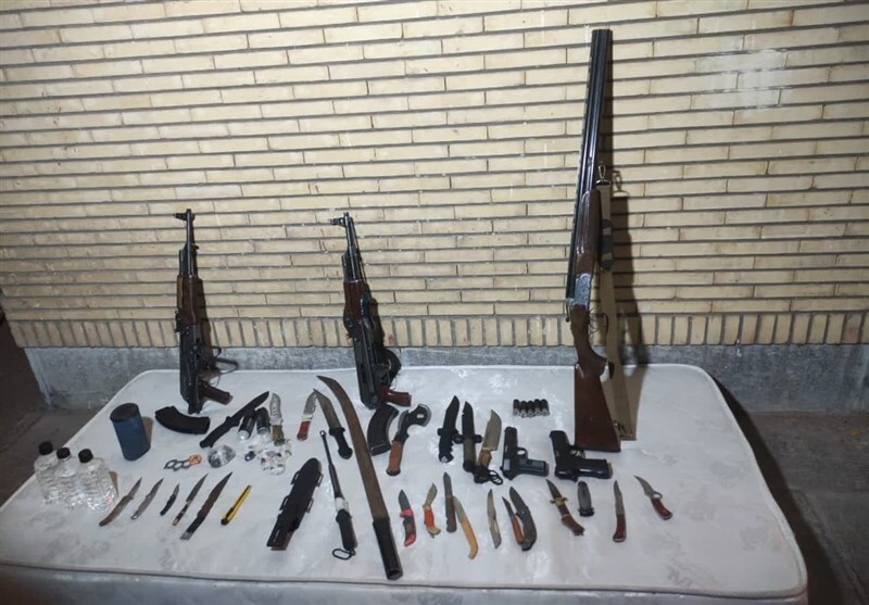 ۱۰۰ نفر از اراذل اوباش و سارقان مسلح سیستان و بلوچستان در دام وزارت اطلاعات، سپاه و فراجا + تصاویر