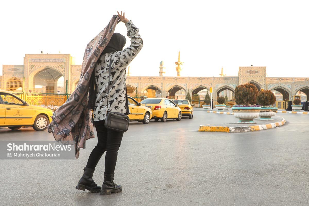 بانوانی با حجاب نامتعارف، از چرایی رعایت حداقلهای حجاب می گویند بانوانی با حجاب نامتعارف، از چرایی رعایت حداقلهای حجاب می گویند