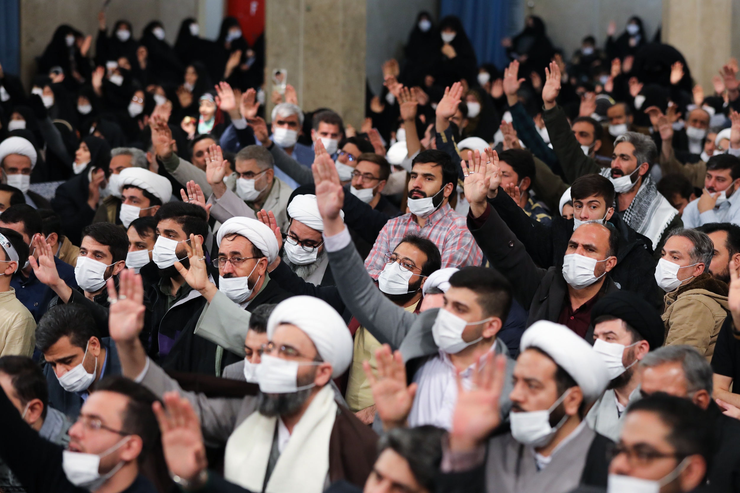 رهبر انقلاب: قیام ۱۹ دی مردم قم سرآغاز یک جهاد بزرگ برای بیرون کشیدن ایران از هاضمه غرب بود+ فیلم و عکس