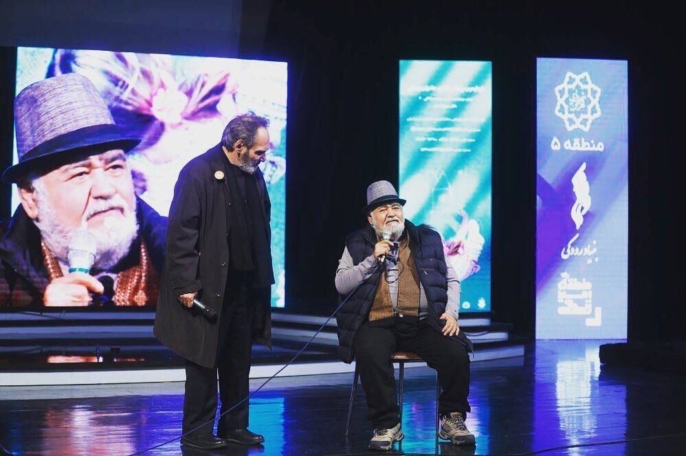 حضور اکبر عبدی در پویش آزادی مادران زندانی+تصویر حضور اکبر عبدی در پویش آزادی مادران زندانی+تصویر