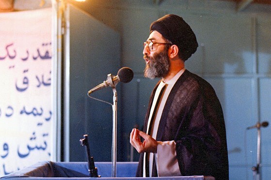 یادگاری از امام| روایتی از سالروز انتصاب آیتالله خامنهای به امامت جمعه تهران+ ۱۰ خطبه تاریخی رهبر انقلاب یادگاری از امام| روایتی از سالروز انتصاب آیتالله خامنهای به امامت جمعه تهران+ ۱۰ خطبه تاریخی رهبر انقلاب