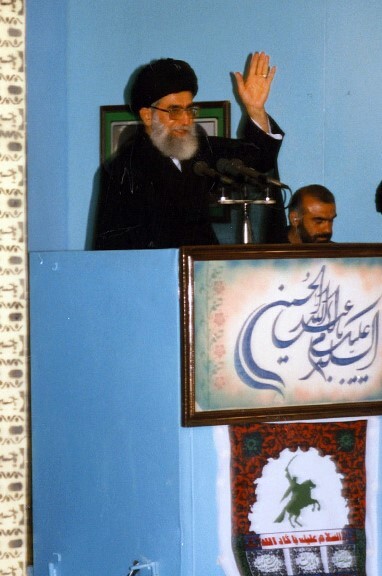یادگاری از امام| روایتی از سالروز انتصاب آیتالله خامنهای به امامت جمعه تهران+ ۱۰ خطبه تاریخی رهبر انقلاب یادگاری از امام| روایتی از سالروز انتصاب آیتالله خامنهای به امامت جمعه تهران+ ۱۰ خطبه تاریخی رهبر انقلاب