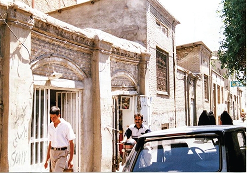 کوچه زنگ‌های پر از انتظار