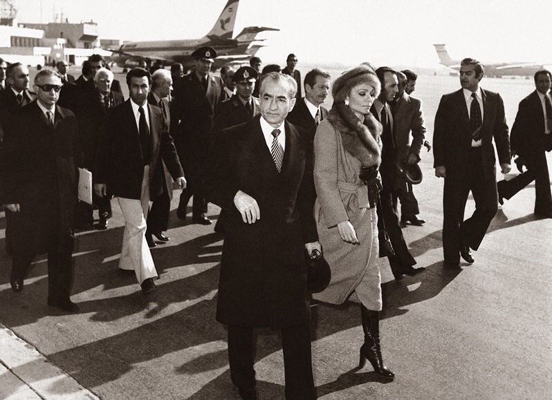همه چیز درباره فرار شاه و فرح پهلوی از ایران+ عکس همه چیز درباره فرار شاه و فرح پهلوی از ایران+ عکس