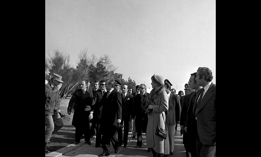 همه چیز درباره فرار شاه و فرح پهلوی از ایران+ عکس همه چیز درباره فرار شاه و فرح پهلوی از ایران+ عکس