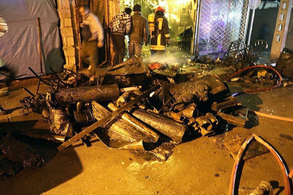 اطفای حریق ۳۰ سیلندر گاز و پیکنیک در مشهد + تصاویر