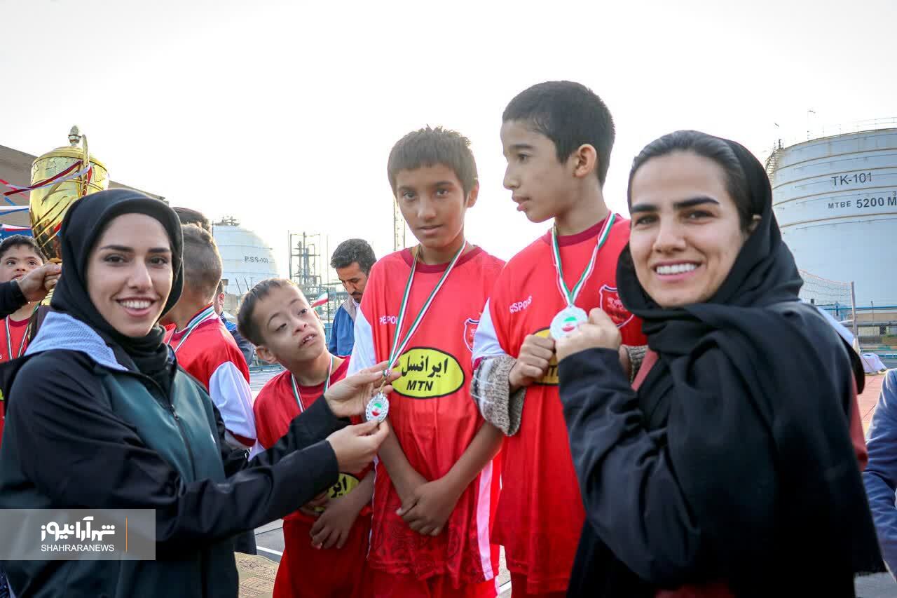 حضور قهرمانان ملی و ورزشکاران المپیک و پارالمپیک در جمع کودکان سندروم داون خوزستان + عکس