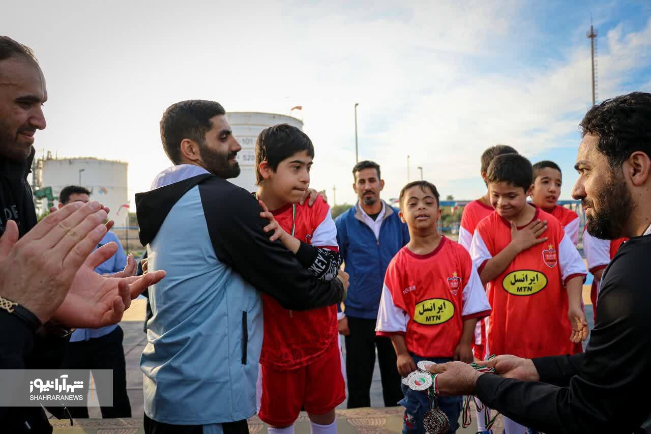 حضور قهرمانان ملی و ورزشکاران المپیک و پارالمپیک در جمع کودکان سندروم داون خوزستان + عکس